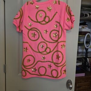 QUEEN OF SPARKLES Pink Tee with Gold Stars and Rope